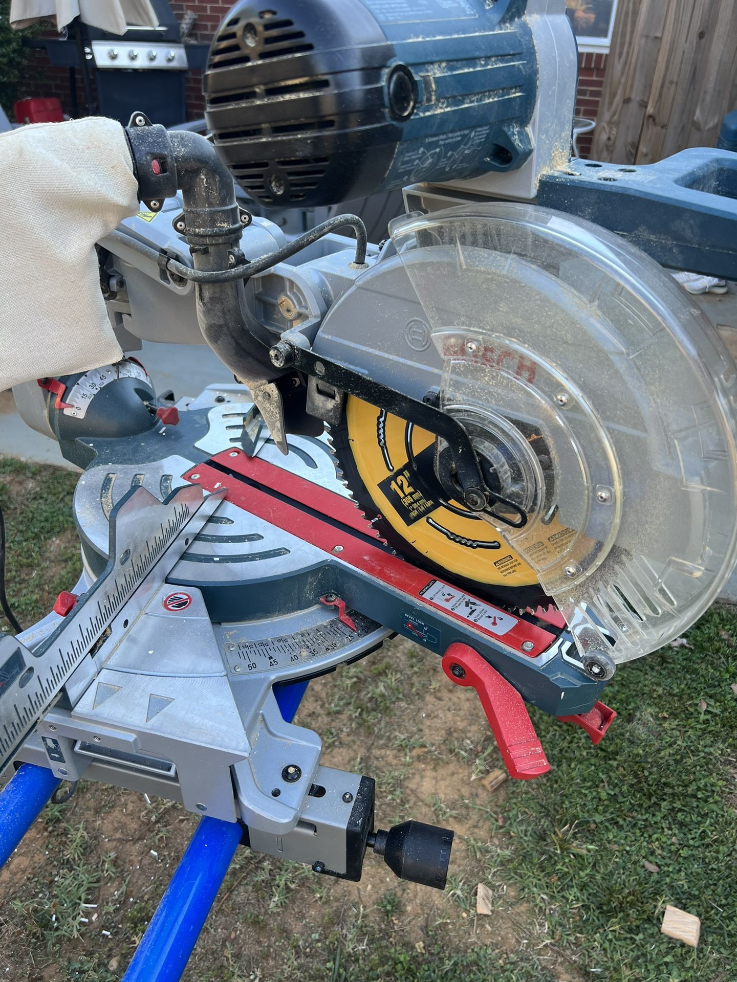 Bosh 12 Inch Miter Saw