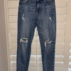 Mid-rise Distressed Jeans