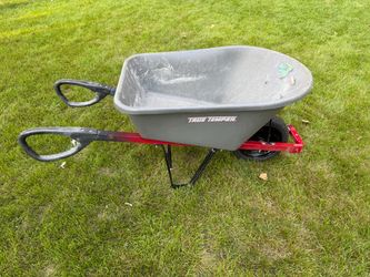 True temper wheelbarrow 6 cu
