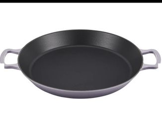 NEW IN BOX LE CREUSET BLUE BELL PURPLE PROVENCE CAST IRON PAELLA PAN 13.5 IN