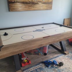 Air Hockey Table
