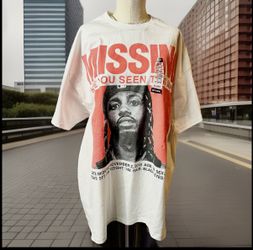 Hot Topic Metro Boomin Missing Poster Graphic T-Shirt