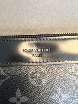 Authentic Louis Vuitton Monogram Multicolor Pochette for Sale in Las Vegas,  NV - OfferUp