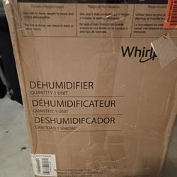 Dehumldifier  Whirpool