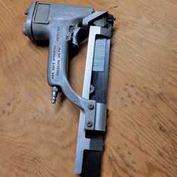 Framing Nailer Gun