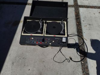 Vintage DJ Turntable Set