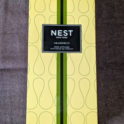 Nest New York Grapefruit Reed Diffuser, 5.9 fl oz  *NEW*
