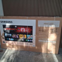 85 inch Samsung Tv