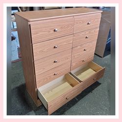 Ten drawers dresser