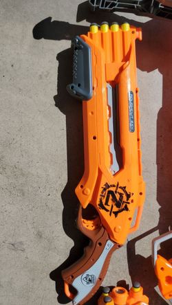 -Nerf Gun- Strike Team Set + 16 Darts & Brand New Batteries