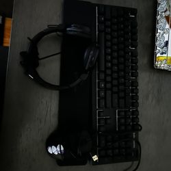 Keyboard And Mouse+headphones(read Description)