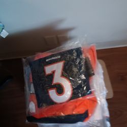 Women's Large Football Jersey 