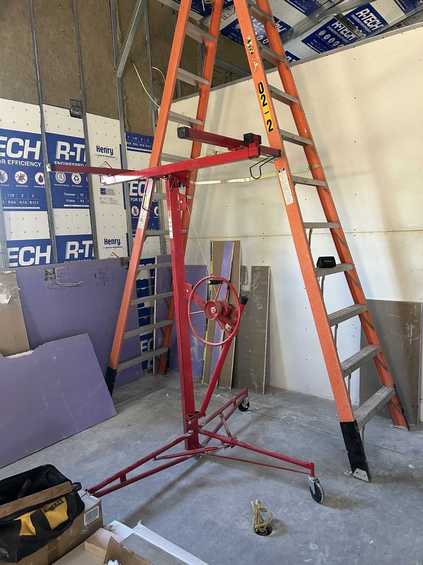 New 16 ft Drywall Lift