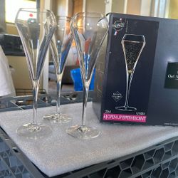 10 Boxes Of 6 Champagne Flutes $20  Per Box