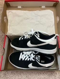 Nike Black and White Low-Top Skate Shoes