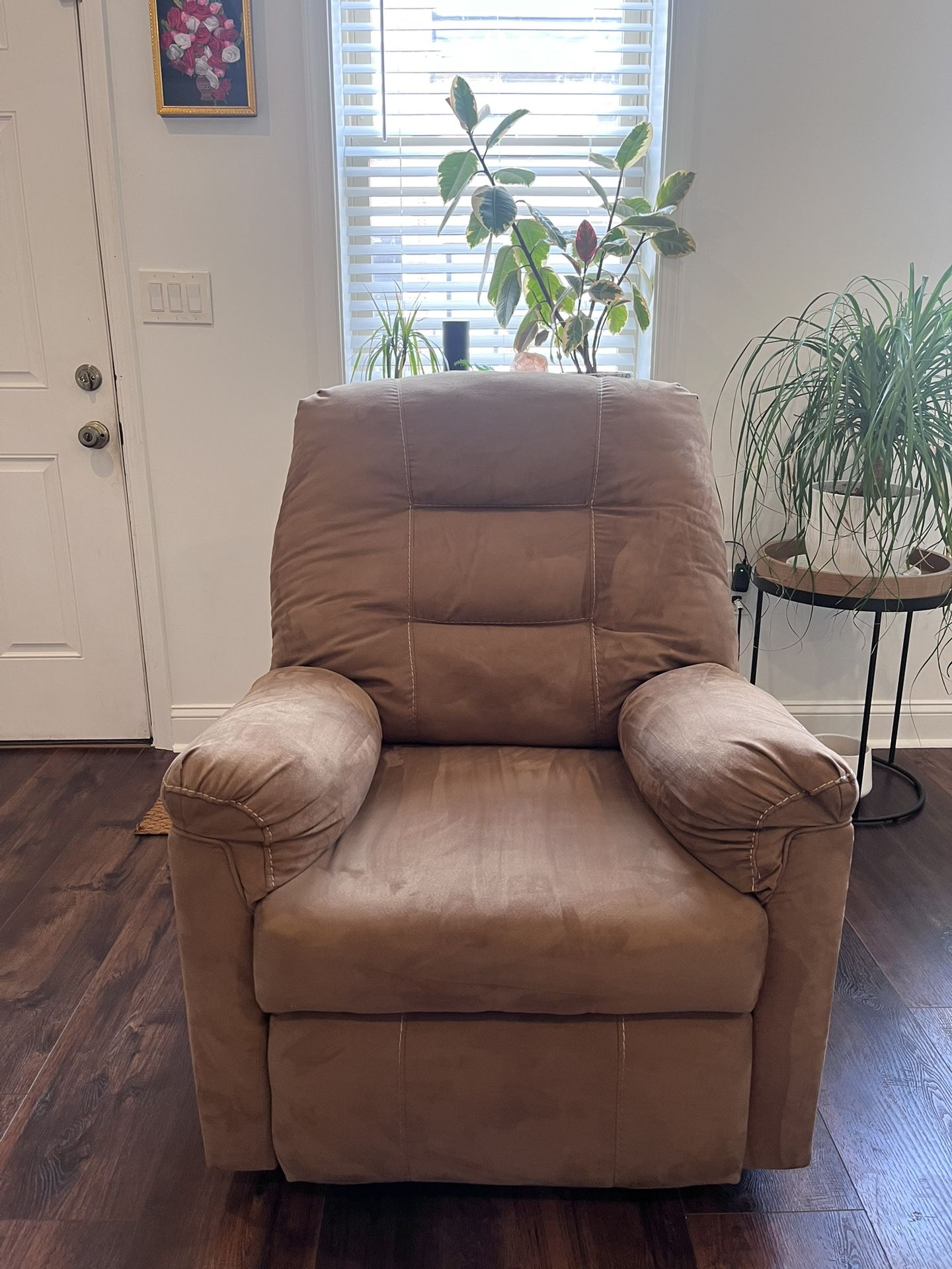 Recliner mocha Wall-A-Way