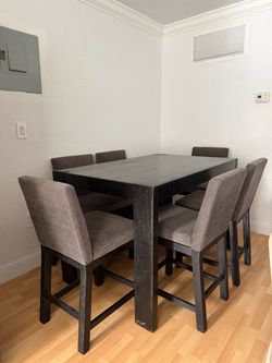 Dining Table with 6 Chairs