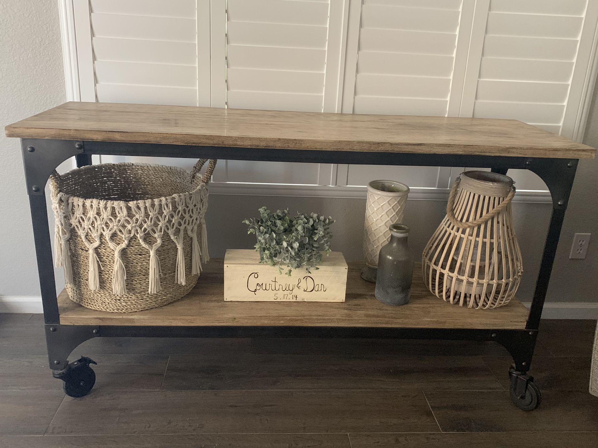 Pottery Barn Console/Entryway Table