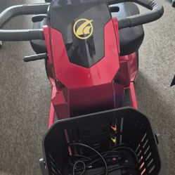 Golden Victory Companion Red
