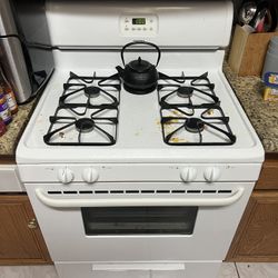 Stove / Oven & Microwave 
