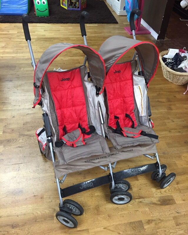 Jeep double umbrella stroller