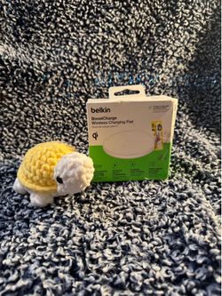 Belkin 15w charging pad new open box *turla not included*