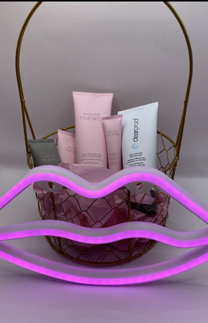 Mary Kay Cosmetics (lips Not Included ) 35.00 And Up! 
