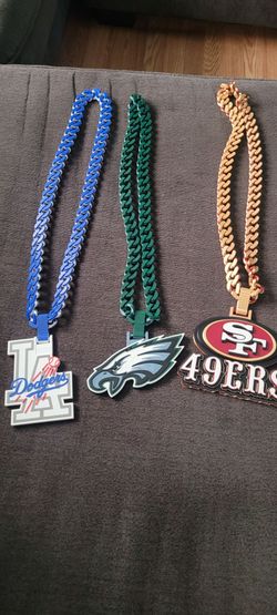 Sports Hype Chains
