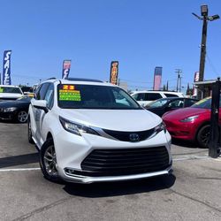 2023 Toyota Sienna