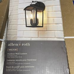 Allen Roth Outdoor Wall Latern!!