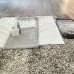 Shower Curtains/ Accessories 