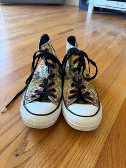 Looney Tunes high top Converse