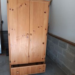 Armoire Closet