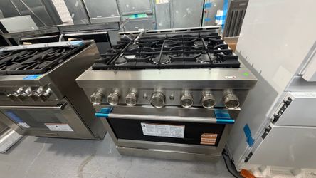 KitchenAid 36” Commercial-Style Gas Range – Model KFGS936SSS  🔥 NEW WITH WARRANTY – 20% OFF RETAIL! 🔥  Brand: KitchenAid Model: KFGS936SSS Type: 36”