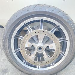 L@@k RIM /tire