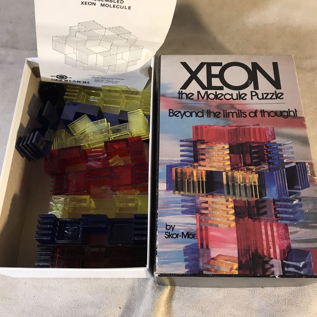 Vintage Xeon Molecule Puzzle Game by Skor Mor