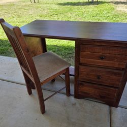 Desk And Chair 