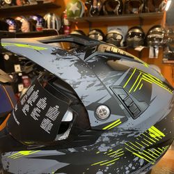 Helmet Dual Sport Adventure Off Road Dirt Bike Motorcycle Helmet $120