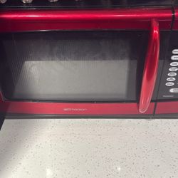 Moving Sale – Everything Must Go! (Everett)