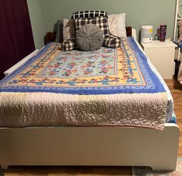 Queen bed