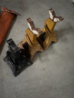 3 jack stands