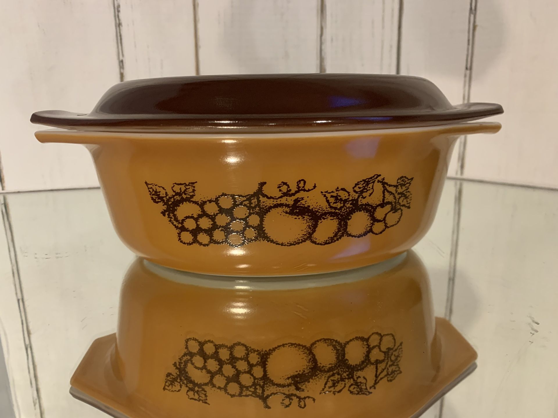 Pyrex dish Vintage