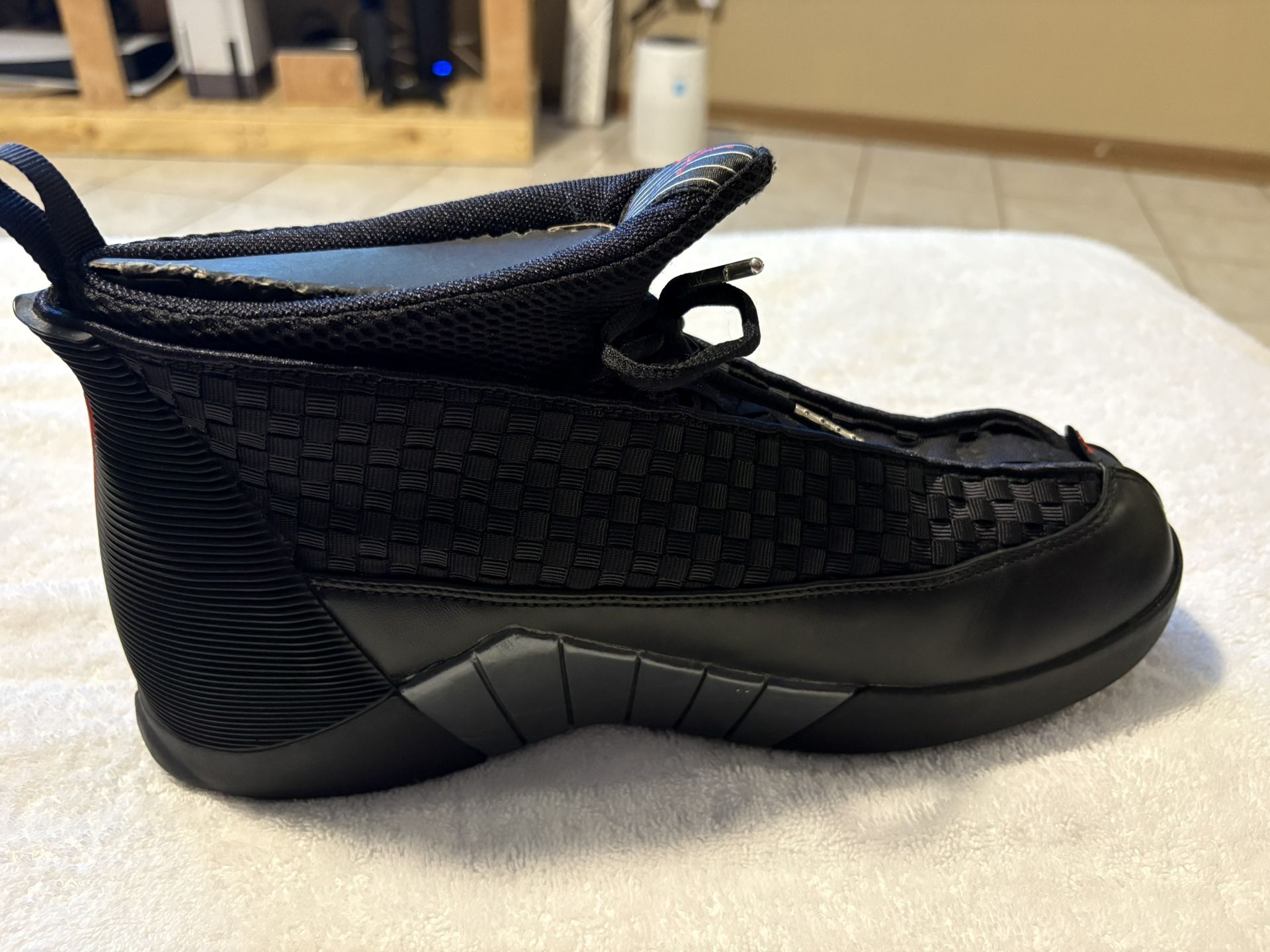 Air Jordan Retro 15 Size 10 Excellent Condition