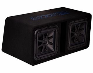 BRAND NEW 2 12” KICKER L7s subwoofers with ported box
