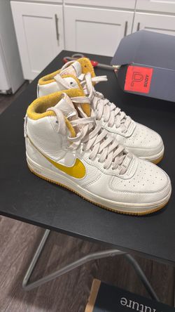 Nike Air Force 1 High White Yellow Sneakers 8.5