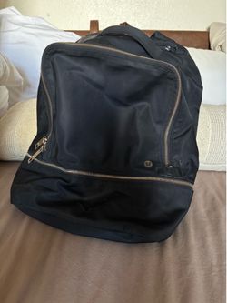 Lululemon City Adventurer Backpack - Black & Gold