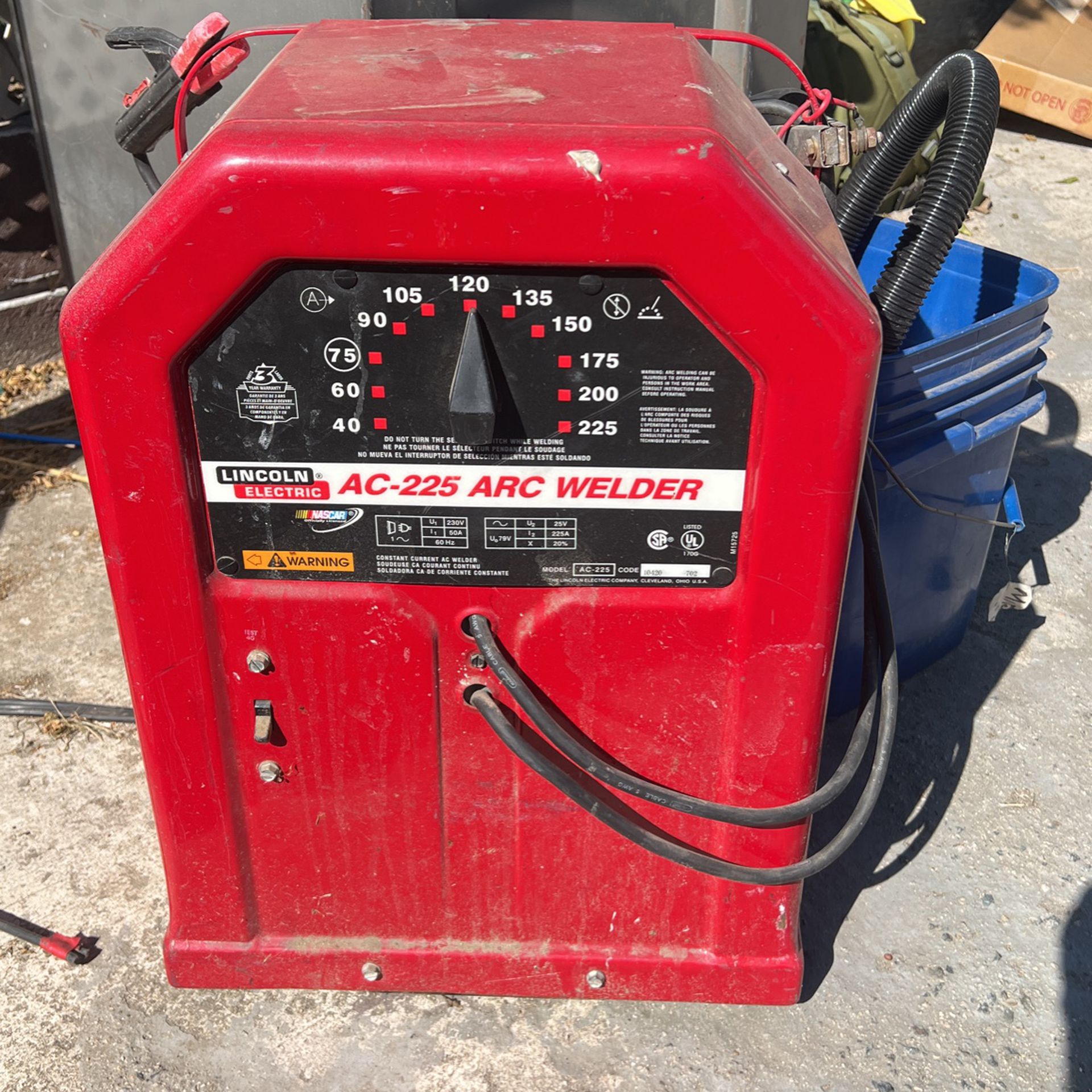 Lincoln Electric Arc 225 Welder