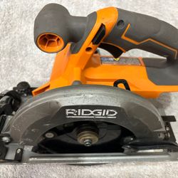 RIDGID Circular Saw 18 V 