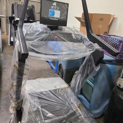 Nordictrack X16 Incline trainer treadmill - 40% incline 12mph max speed  - 1999$ 