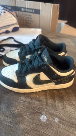 Nike shoes